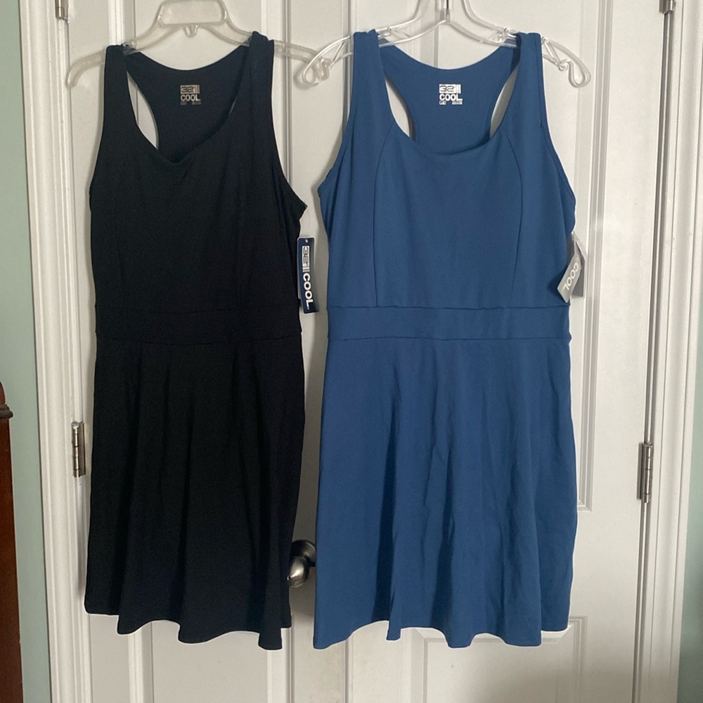 2 Pack - Athletic Dresses Size L - 32 degrees